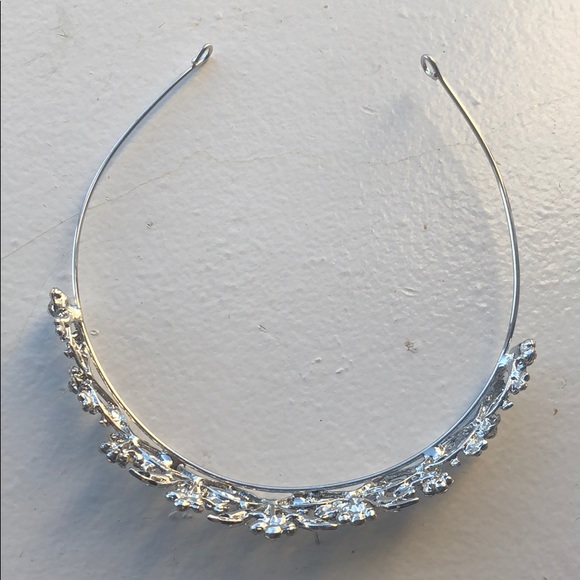 Tiara - Picture 3 of 3
